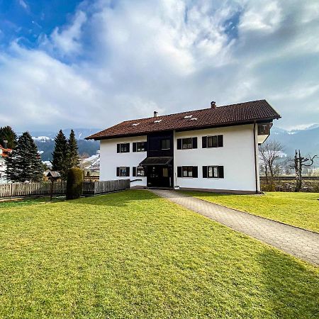 Bergfried Apartment Оберщауфен Екстериор снимка